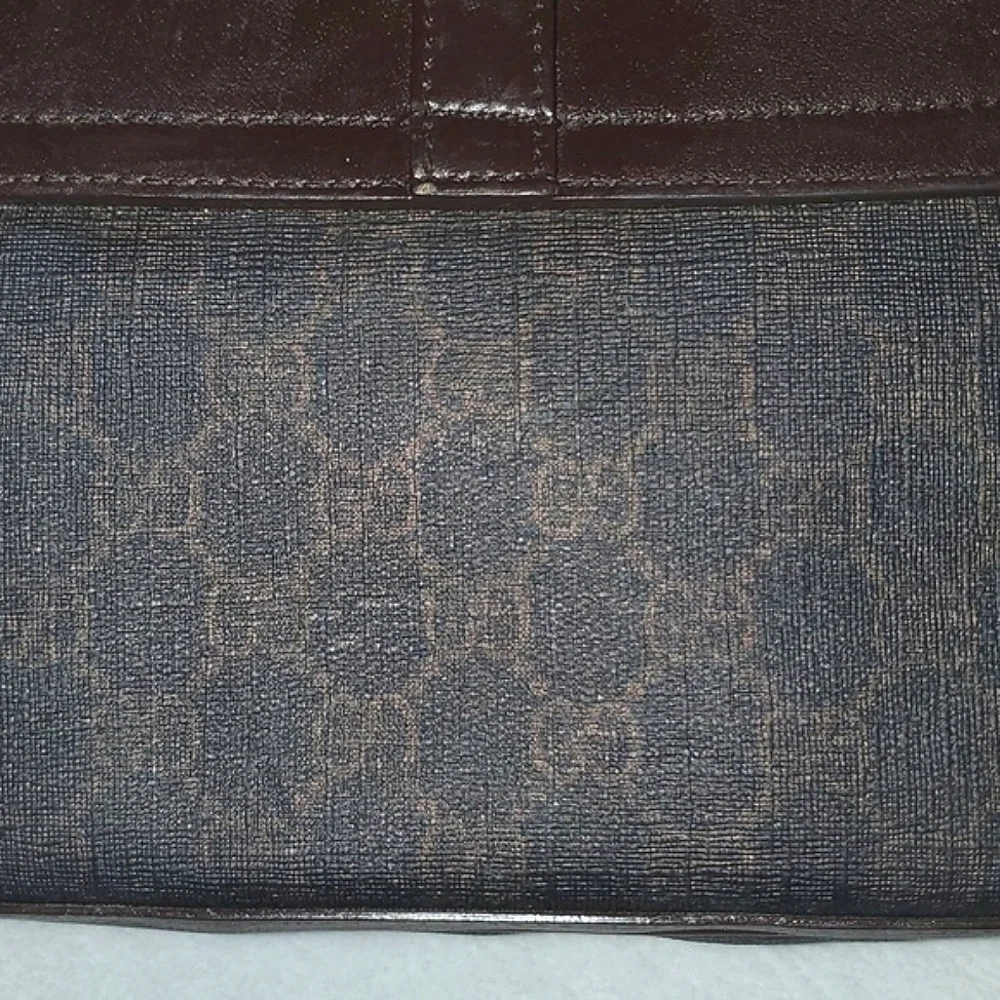 Gucci Supreme Stirrup Crossbody Bag